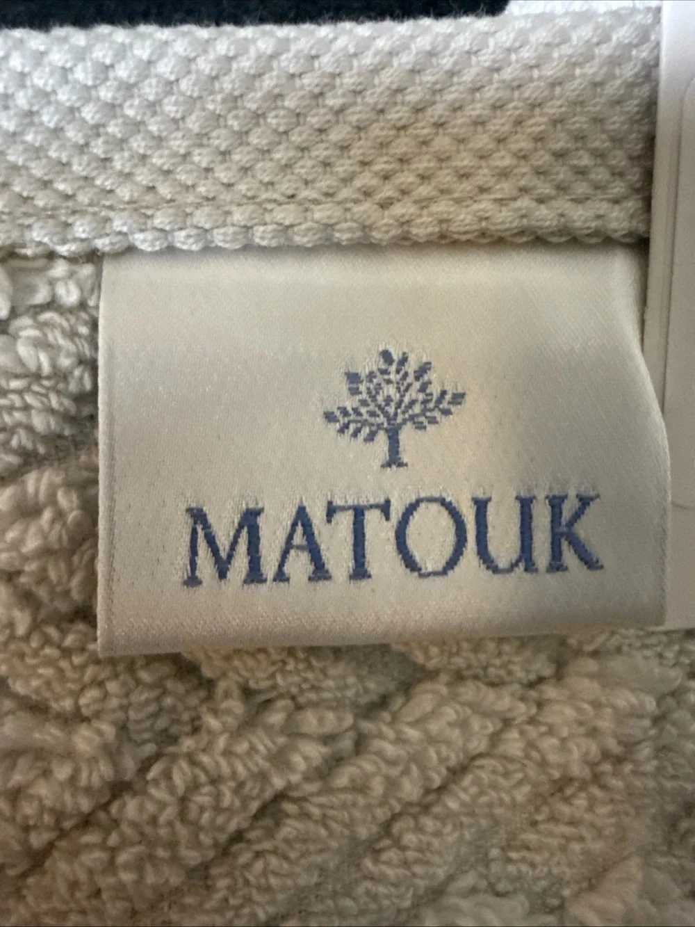 Matouk Seville Hand Towel 20x32”Marble Color Loose Braid Pattern 100% Cotton NWT